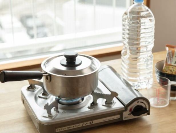 栄養素も考えた防災食（非常食・保存食）を！